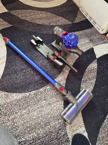 Dyson v7 (please read add)