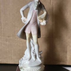 Capodimonte figurine