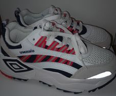 Umbro Neptune trainers