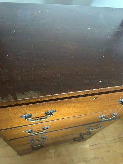 Antique Chest of Drawer
