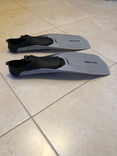 Fins for children with net bag, size EU - 33