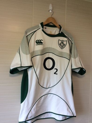 Ireland Rugby Jersey. Grand Slam Winners 2009. Official Canterbury Mens Alternate Jersey. Authentic Original From 2009. Not A Modern Day Remake.
