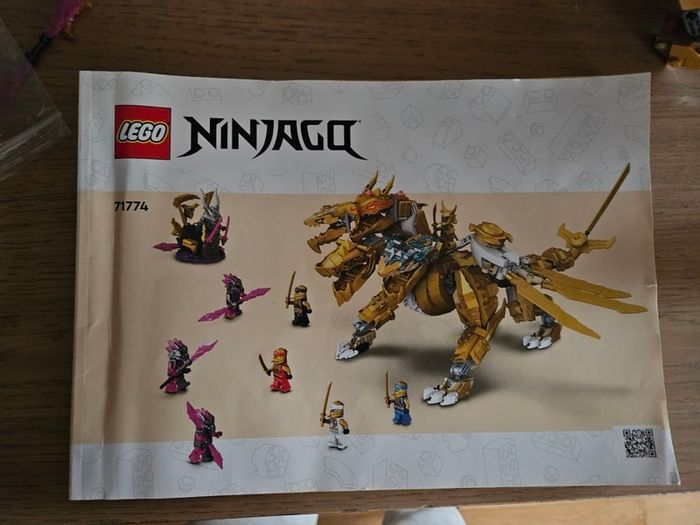 lego niniago 71774 Lloyd's golden ultra dragon
