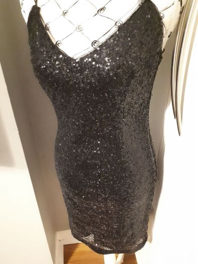 Black Sequince Dress "As New" Size 10-12