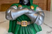 Monogram / Marvel / Dr Doom / Bust &amp; Money Box
