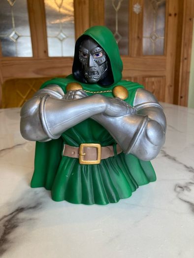 Monogram / Marvel / Dr Doom / Bust & Money Box