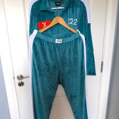 Official Netflix Squid Game tracksuit full set size S UK 10-12