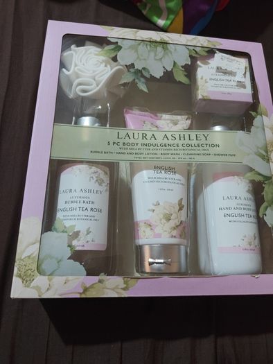 Laura Ashley 5 pc body indulgence collection
