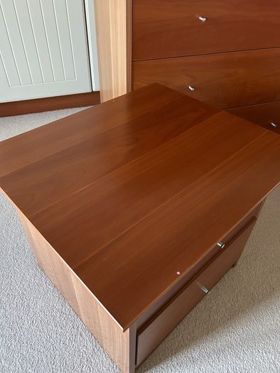 Bedroom furniture set in perfect condition - chest drawers + 2 lockers
