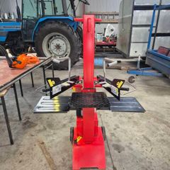 8 Ton Hecht Logsplitter