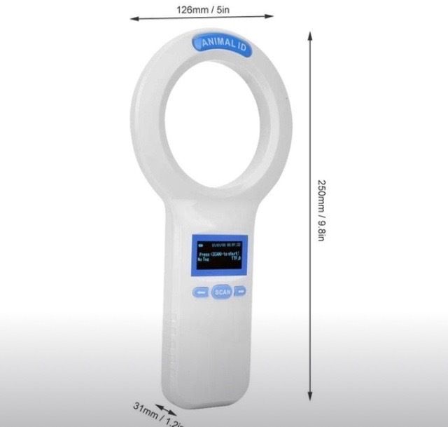 Animal Guard's Professional Microchip Scanner
