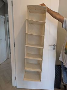 Cloth shelf