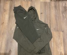 nike tracksuit