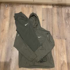 nike tracksuit