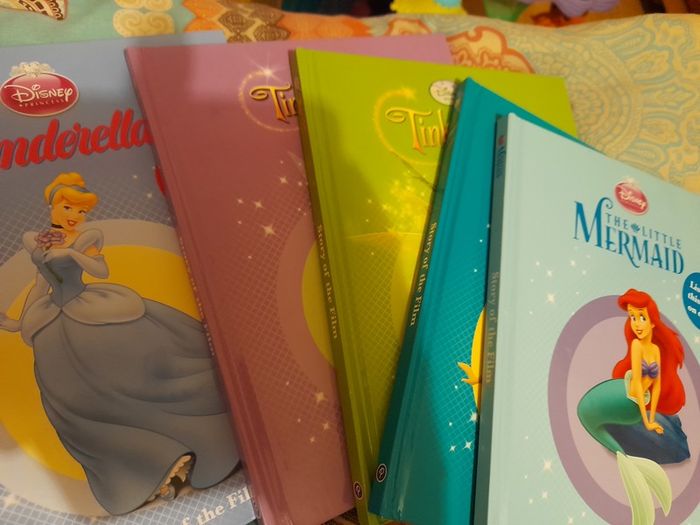 Disney princess book with 2 CD like new