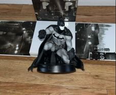 Batman Arkham city collectors edition statue