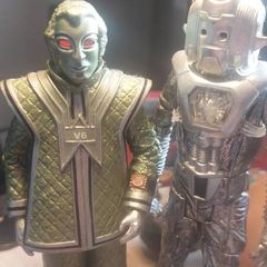 Doctor Who Figures Cyberman VOC Robot