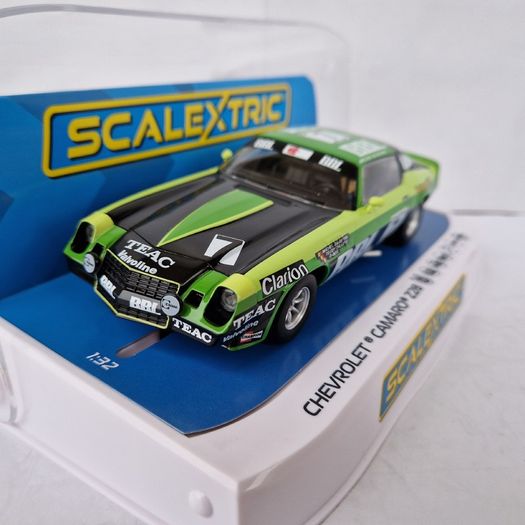 Scalextric Chevrolet Camaro Z28  Slot Car ( gt supercar touring 24hr muscle )