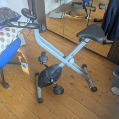 Exercise bike (V-fit)