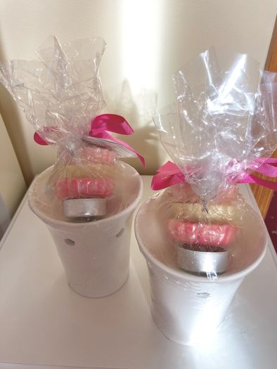 Yankee Candle White Melt Warmer & 3 Wax Melts Gift Set
