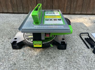 Evolution Fury 6 210mm table/mitre saw