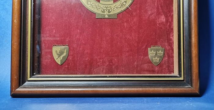 GAA Gaelic Football & Hurling Wall Clock Wood and Brass Irish Sport VGC Working