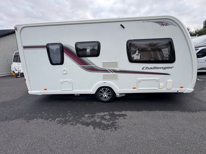 Swift Challenger SE 480-2 Berth - Fixed Awning