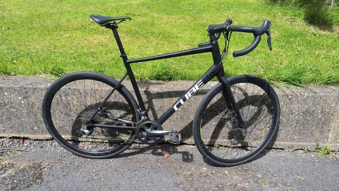 Road Bike Cube size XL