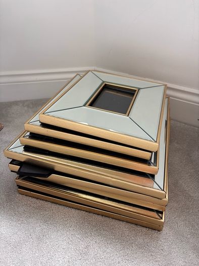 Bevelled frames