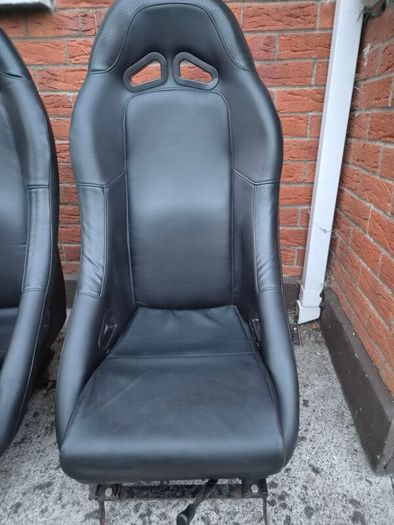 Black Sport Seats (Mini)