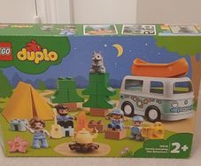 Duplo Family Campling Van Adventure