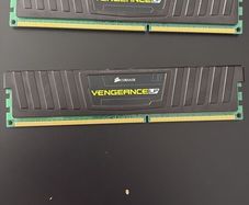 8GB (2x4GB) Corsair DDR3 1600MHz RAM Fully Working
