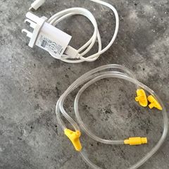 Medela Double Electric Breast Pump Hands-Free