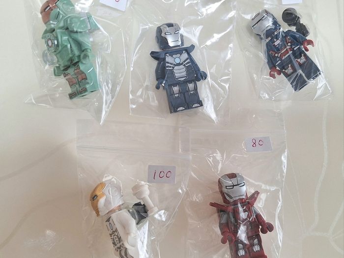 Lego Minifigures - Marvel & DC