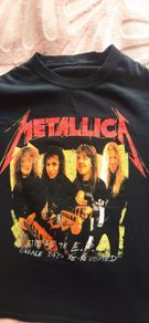 Metallica t-shirt size Small