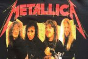 Metallica t-shirt size Small