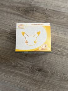Pokemon 30th Anniversary ETB