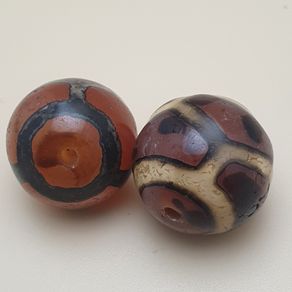 Lot of 2 Vintage Etched Carnelian Agate Beads