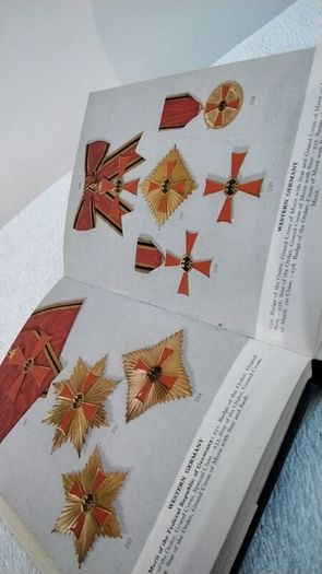 Orders, Medals & Decorations of Britain & Europe - Paul Hieronymussen 1967