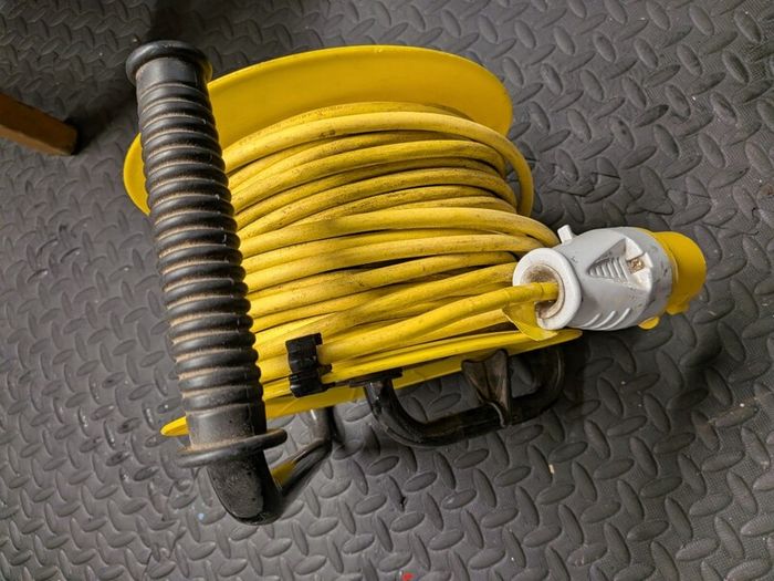 110v reel