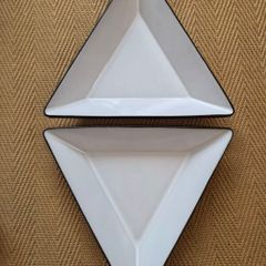 Stephen Pearce Triangular Plates