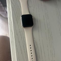 Apple Watch SE white 40mm