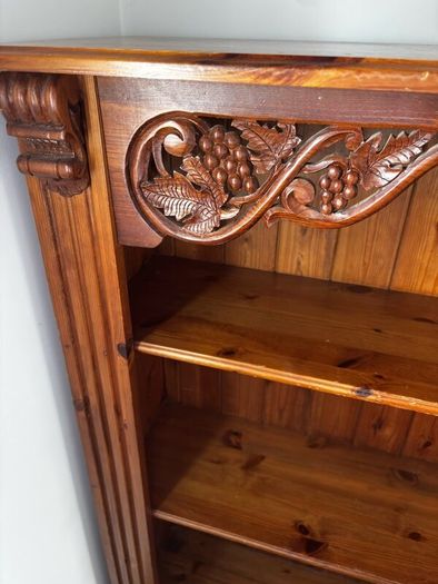 Bookshelf