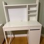 Study table and chest of drawers Image 3