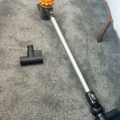 Dyson vacuum (battery needed)