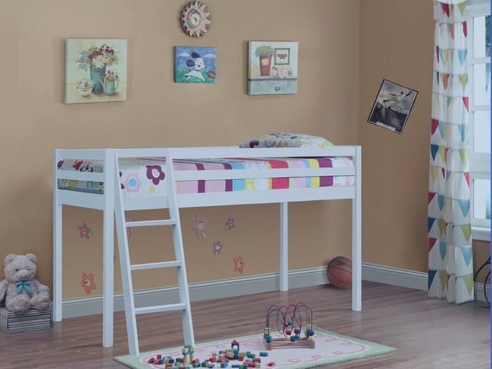 Mid sleeper bed