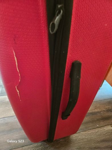 Hardshell suitcase in pink