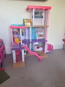 Barbie Dream House