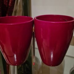 2 ceramic red plant pots