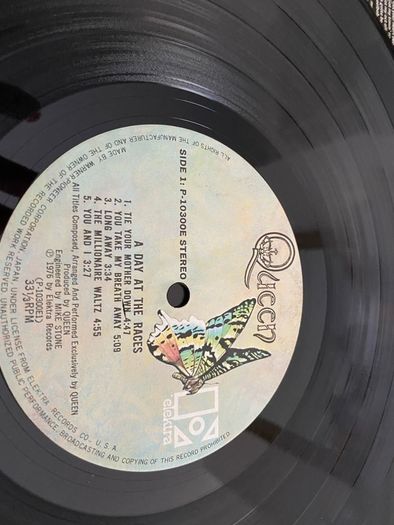 Queen A Day At The Races Japanese Press